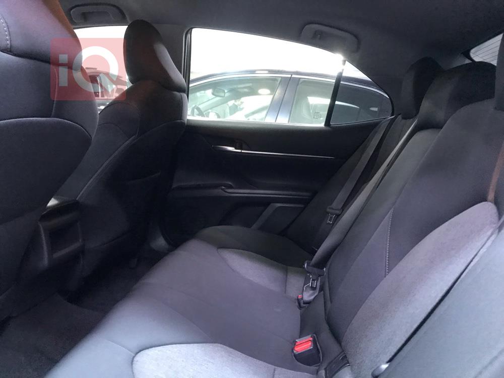 تۆیۆتا کامری